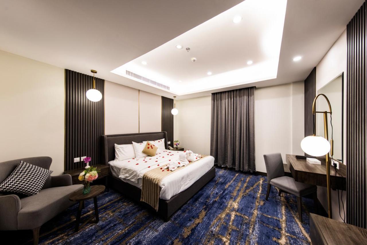 Lily Hotel Suite Hofuf ภายนอก รูปภาพ