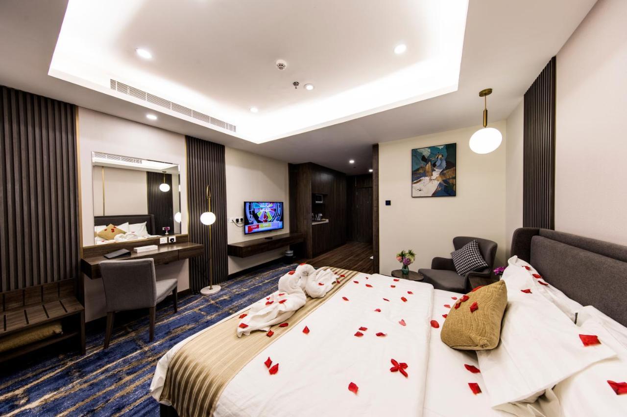 Lily Hotel Suite Hofuf ภายนอก รูปภาพ