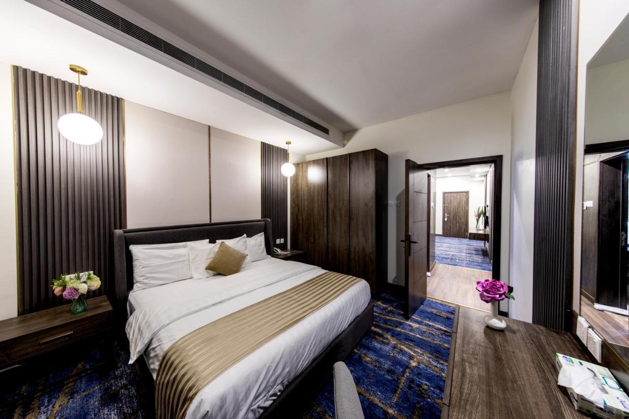 Lily Hotel Suite Hofuf ภายนอก รูปภาพ