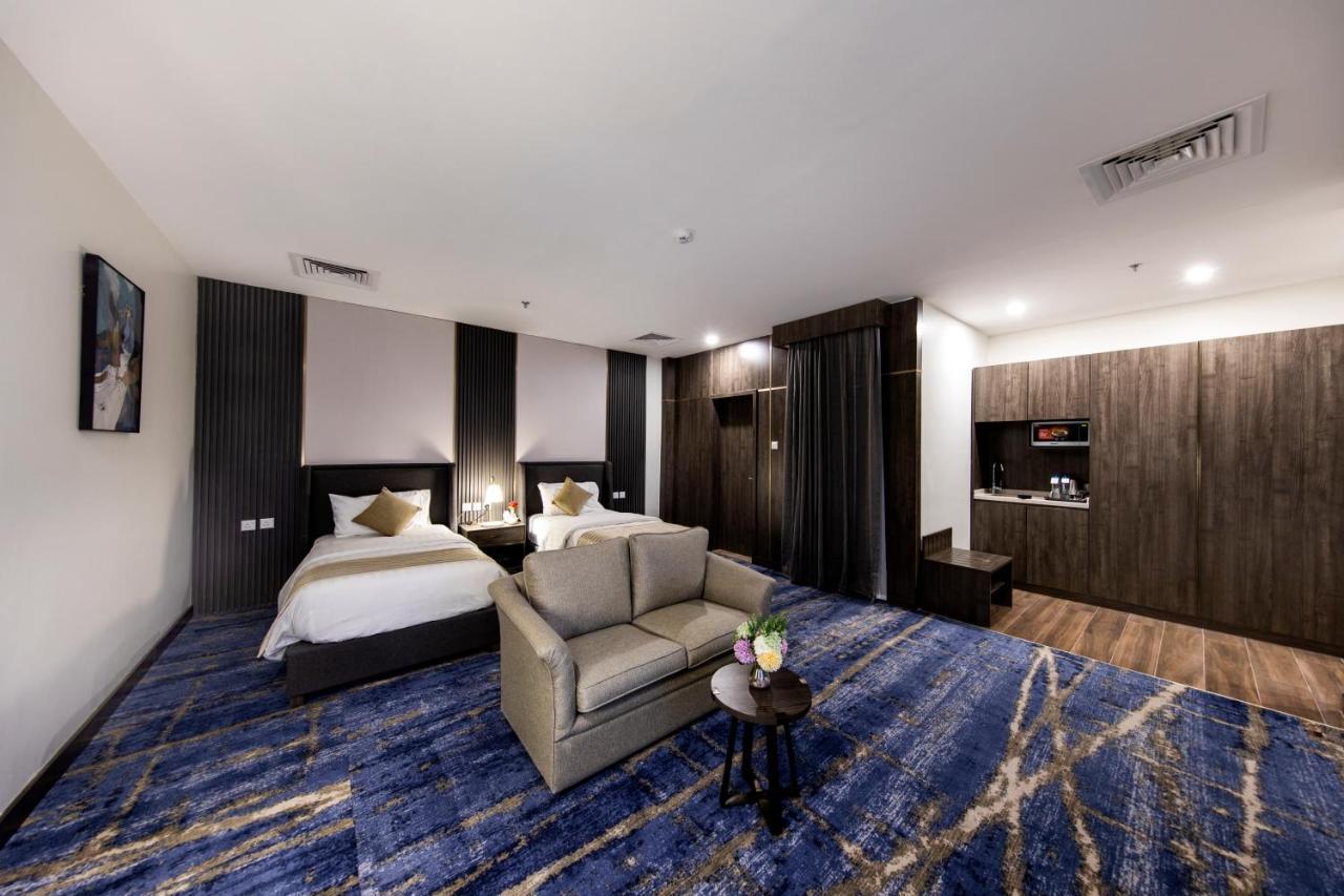 Lily Hotel Suite Hofuf ภายนอก รูปภาพ